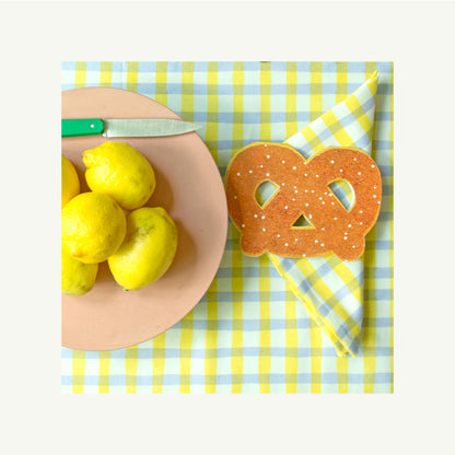 Pretzel Card