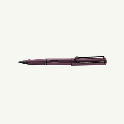 Safari Fountain Pen Left Hand
